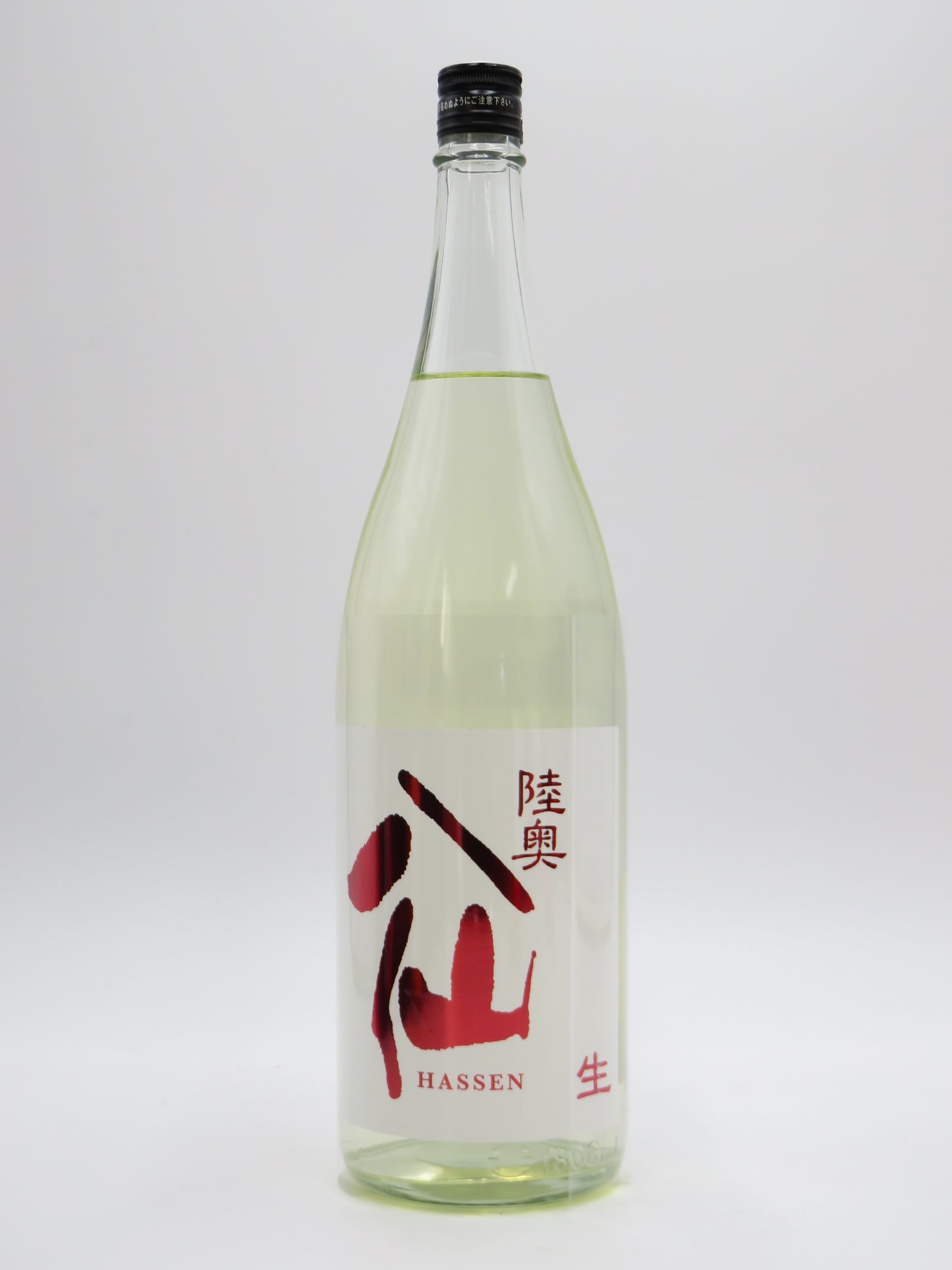 陸奥　八仙　特別純米酒　生　（赤ラベル）